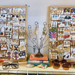 vintage earrings and sunnies!