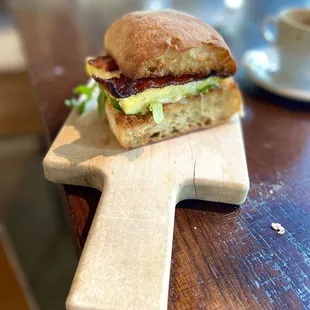 Egg sandwich