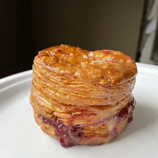 Biscuit n&apos; jam