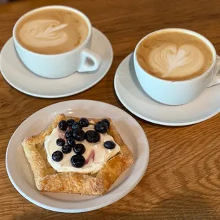 Lattes &amp; blueberry galette