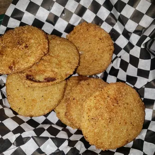 Fried green tomatoes