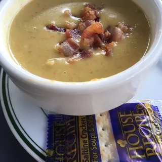 Jalapeno Bacon Beer Cheese Soup