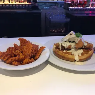 Foxiis Chicken and Waffles