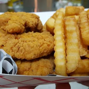 Call In &amp; Pick Up Your Order @ 704-776-9518! Fresh, hand-pattied burgers, grilled chicken, wings, salad, chicken tenders &amp; more!