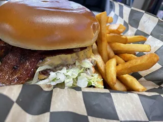 Pitstop Pizza & Cafe