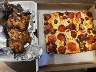 Champ's Pizza House