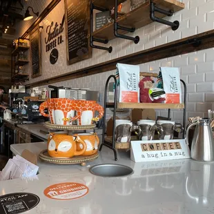 interior, donuts