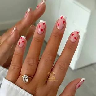 Nail salon in El Paso, Texas