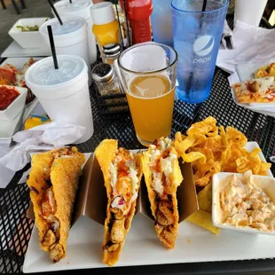 Wonton tacos are