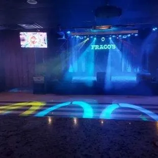 DJ/Live Music Country Dance Club. Night Life - foot stomping fun and friendly venue with a big dance floor.