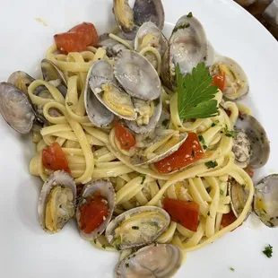 Vongole with linguine!