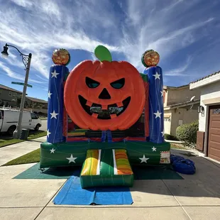 Pumpkin  bounce house for rent