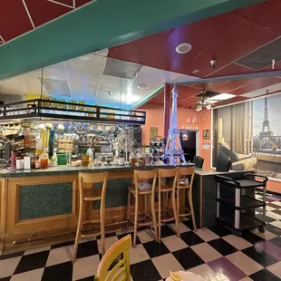 Giant picture of the Eiffel Tower