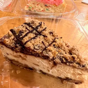 They serve DJ&apos;s Cheesecakes!