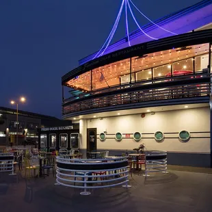 Covered heated outdoor dining
