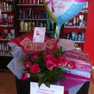 Franciso's Salon Celebrates Breast Cancer Awareness