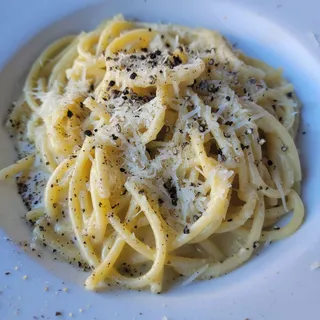 Bucatini Cacio e Pepe