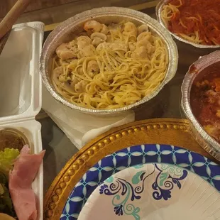 Large Insalata-Antipasto, Shrimp &amp; Chicken Ala Franco, Chicken Parmigiano w/Spaghetti, Garlic Bread Loaves