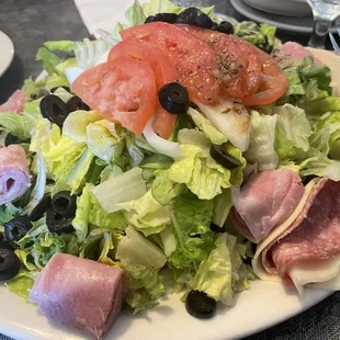 Antipasto salad