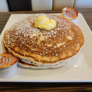 Amazing pancakes! Short stack.