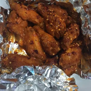 chicken wings and fried chicken, food, poultry, fried chicken, fried chicken wings, chicken, bbq wings, chicken wings, bbq chicken