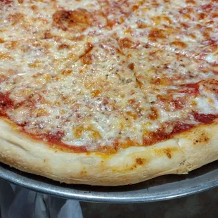 Medium cheese pizza
