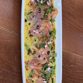 Tiradito Salmon