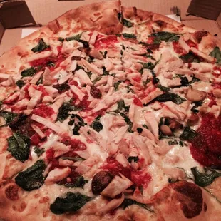 Franco&apos;s Special pizza with grilled chicken