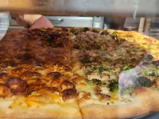 El Greco Pizza & Luncheonette