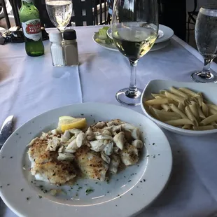 Spotts with lobster. Side of pasta with olive oil rather than marinara.  Wait staff/chef very understanding of my dietary requests.
