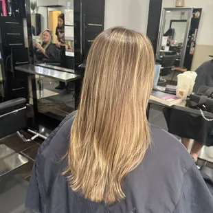 Women's cut and color