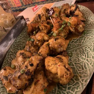 20 Chicken Wings with 2 Sides