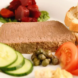 Chicken Liver Pâté: satiny-smooth and spreadable pâté en terrine