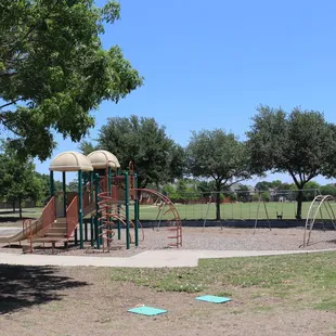 Frank Beverly Park playground