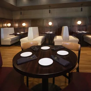 sushi and sashimi, interior