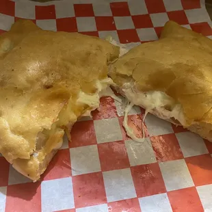 Naples Fried Street Pizza