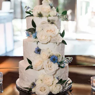 a three tiered wedding cake