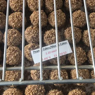 Peanut balls