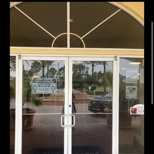 Entrance to patio and entrance to pool.