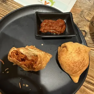 Chow mein samosa