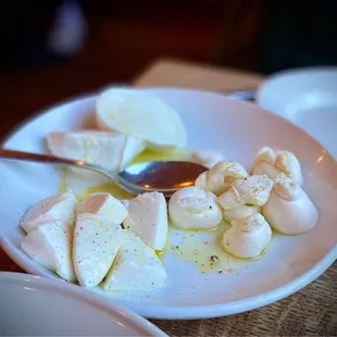 Mozzarella tasting, a must.