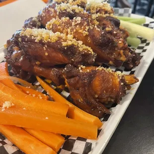 Hot garlic parm wings