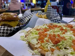 Tasty Pizza - Hangar 45