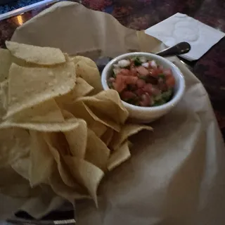 Chips & Guacamole