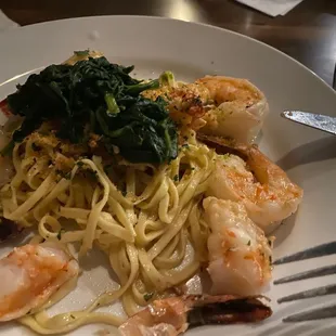 Shrimp linguini