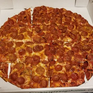 16&quot; pepperoni pizza
