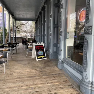 Front entrance and outdoor seating