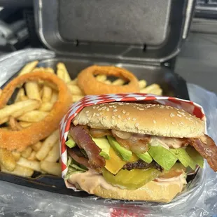 bacon avocado cheeseburger