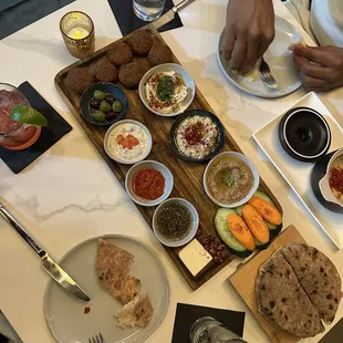 Mezze Plate