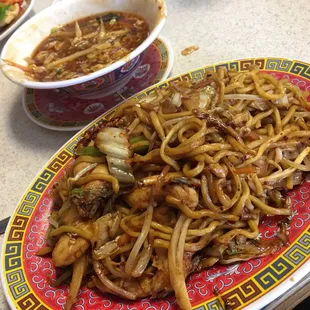 Chicken lo mein